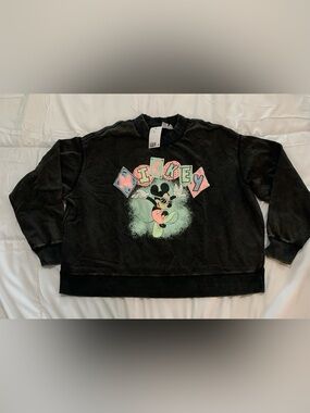 New with tags H&M Mickey Mouse sweatshirt size 2XL